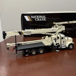 1:50 Peterbilt 357 With Manitowoc Model 1300H National Crane - TWH