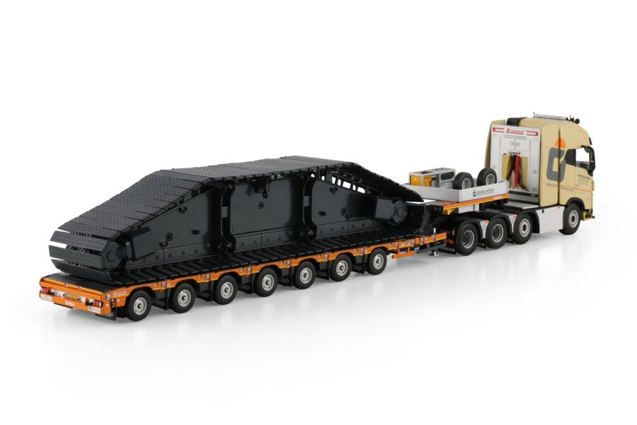 M. Verschoor; VOLVO FH5 GLOBETROTTER XL 8X4 MANOOVR - 7 AXLE - Image 4