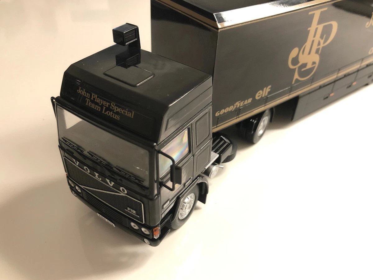 Mid Trailer VOLVO F12 1981 IXO TTR002 Team Lotus JPS Elf 1/43 - Image 6