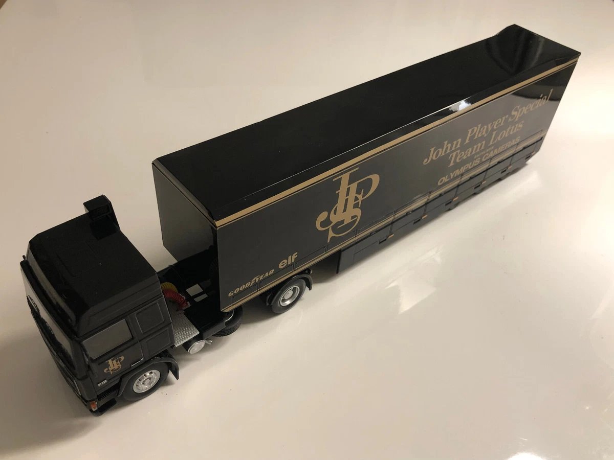 Mid Trailer VOLVO F12 1981 IXO TTR002 Team Lotus JPS Elf 1/43 - Image 2