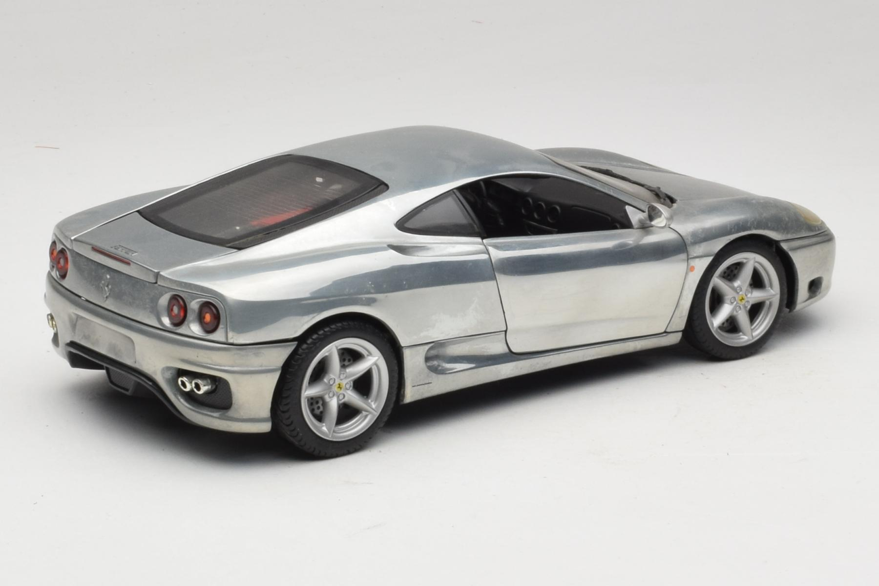 Ferrari 360 Modena Chrome Silver Hot Wheels 1:18 - Image 4